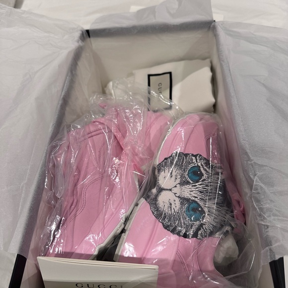 Gucci Rython Mystic Cat Pink Womans Guarunteed Authentic Size 4 Us - Picture 3 of 16